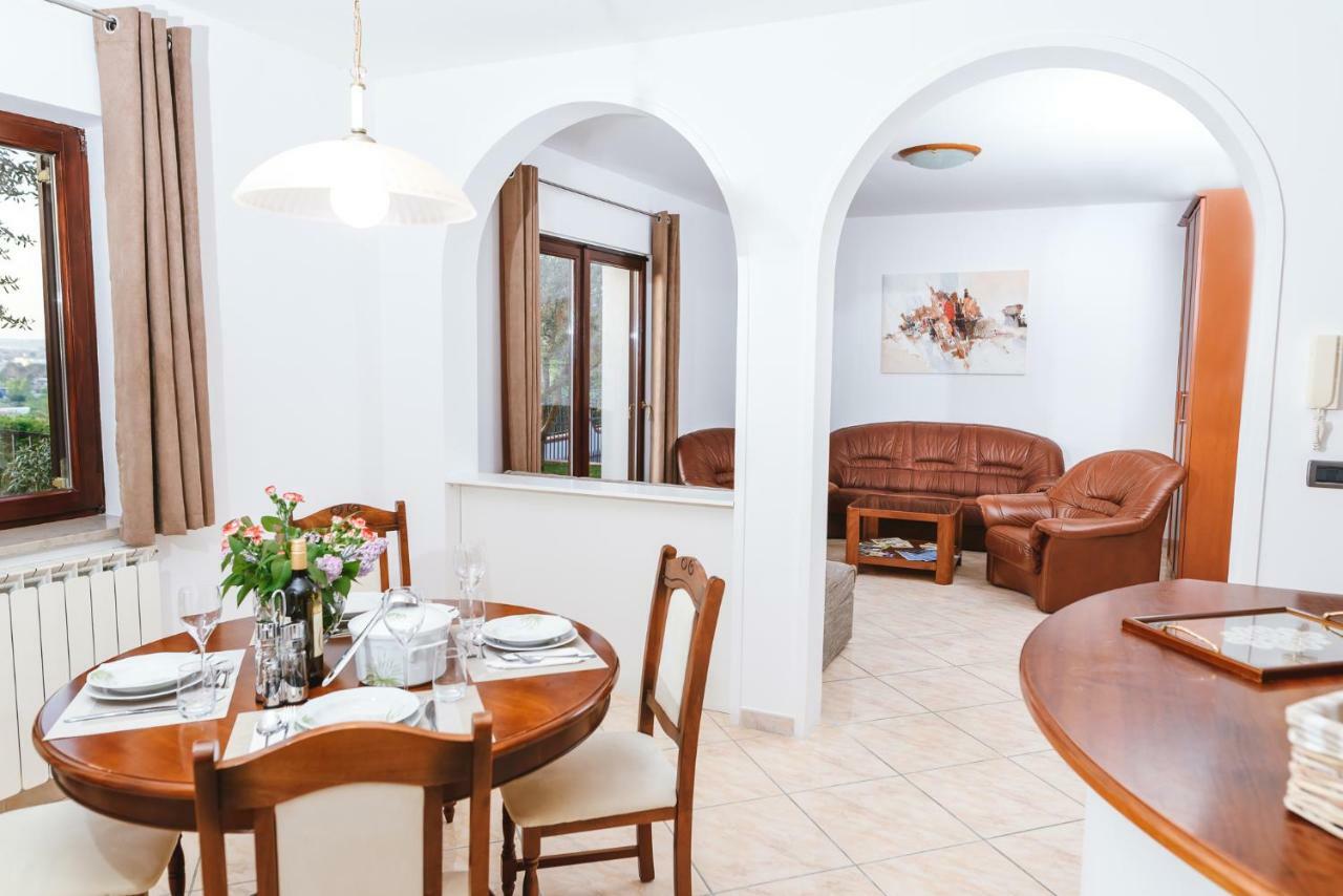 Apartma Barbara Копер Екстериор снимка