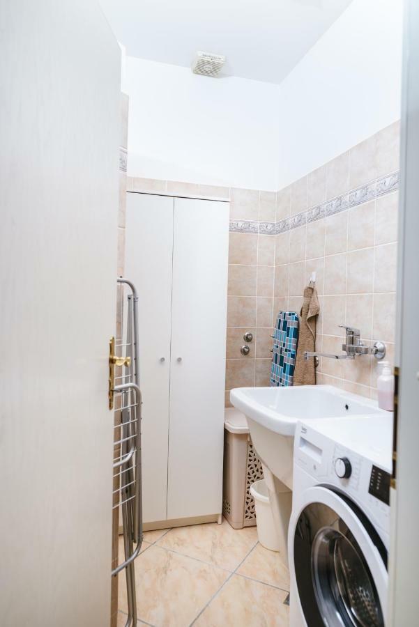 Apartma Barbara Копер Екстериор снимка